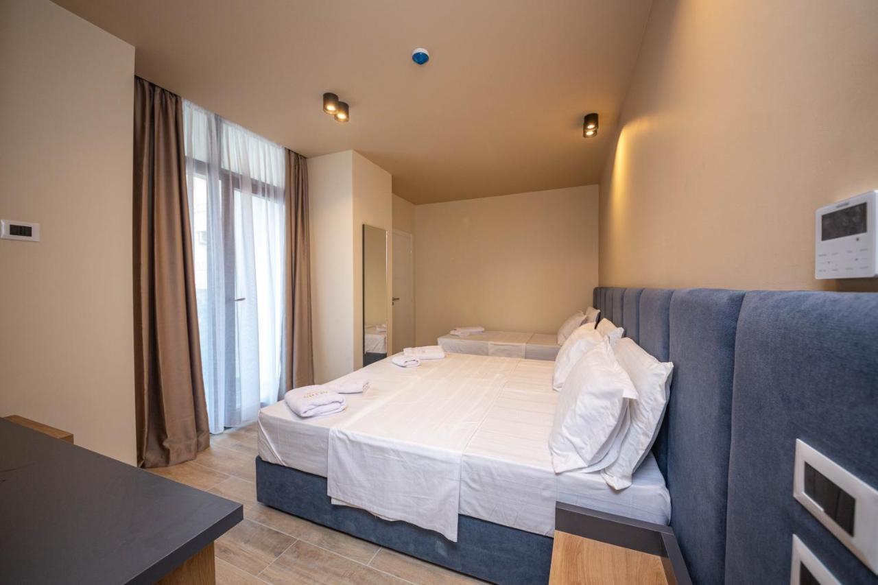 Hotel Alion21 ดูร์เรส ภายนอก รูปภาพ