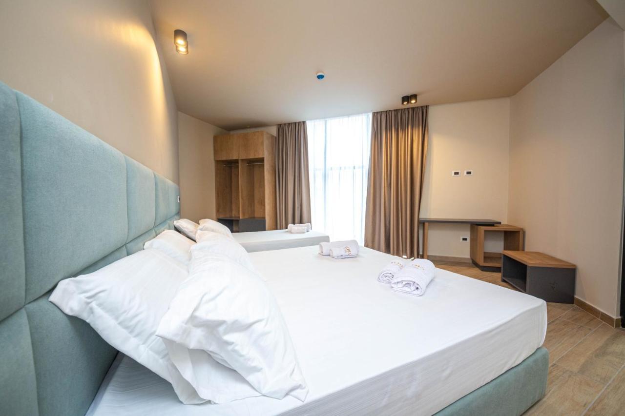 Hotel Alion21 ดูร์เรส ภายนอก รูปภาพ
