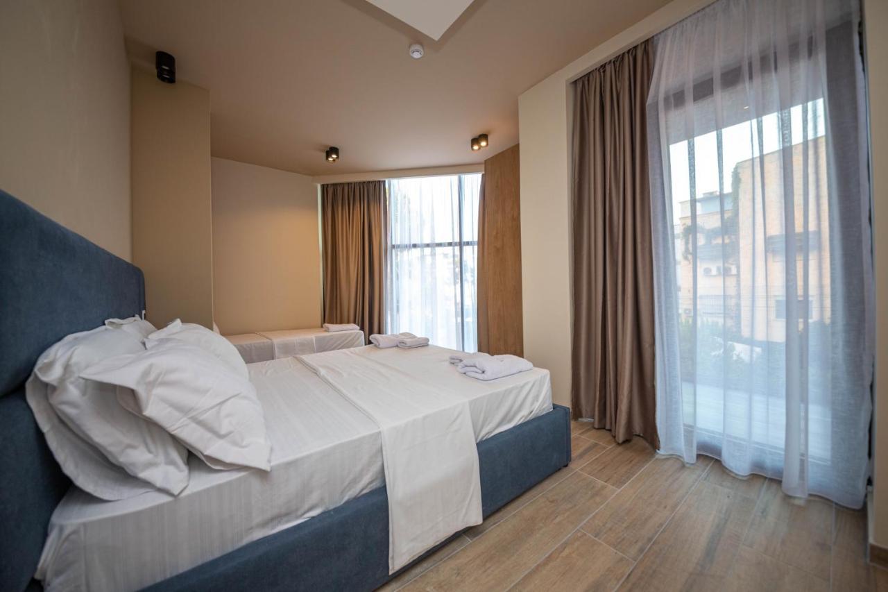 Hotel Alion21 ดูร์เรส ภายนอก รูปภาพ